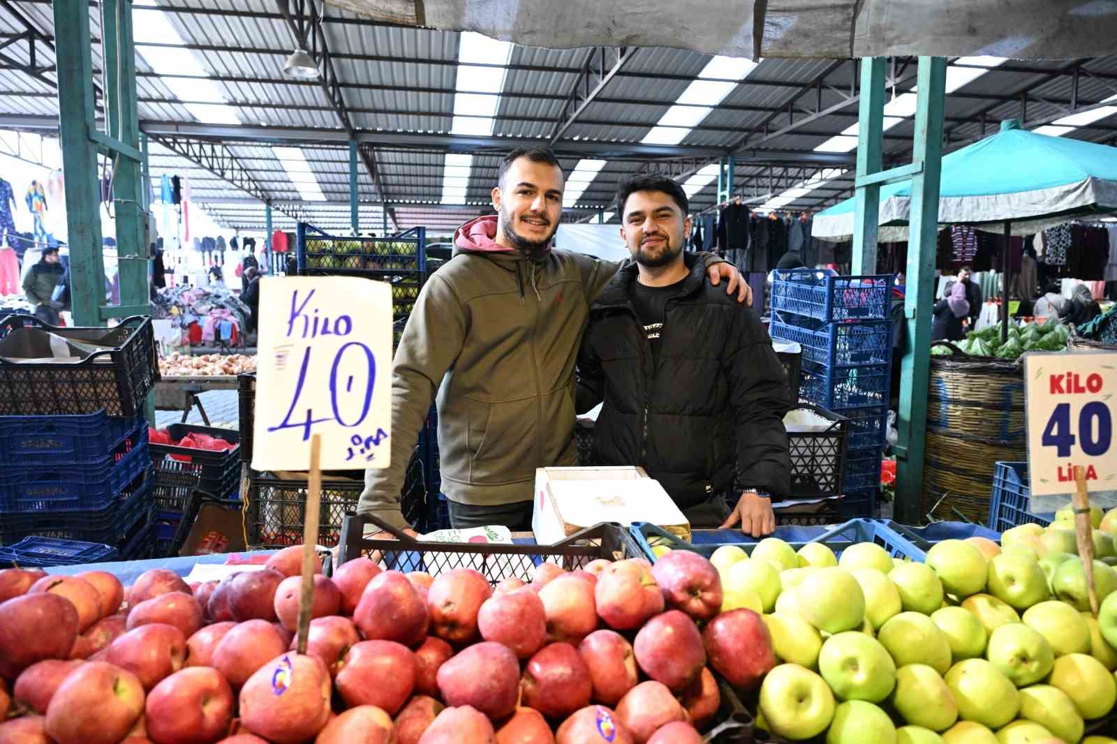 Manisa&rsquo;nın en b&uuml;y&uuml;k pazaryerinin altyapı sorunu &ccedil;&ouml;z&uuml;me kavuştu
