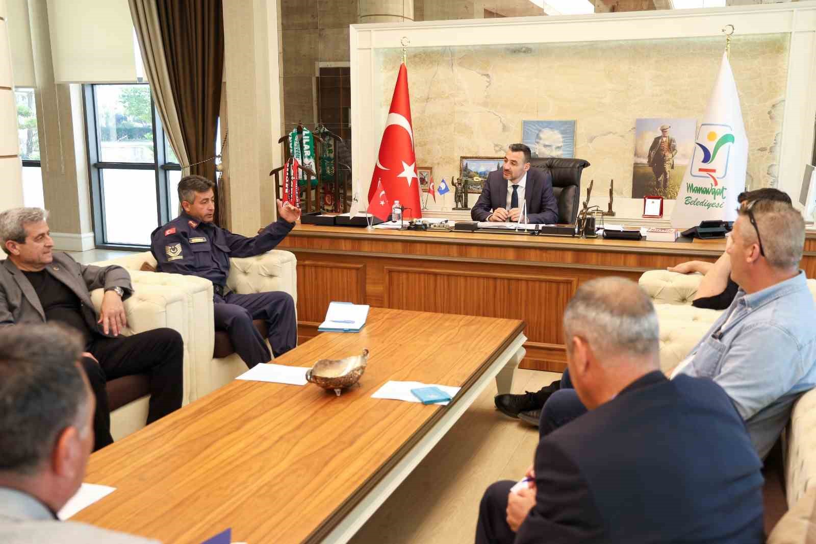 Manavgat&rsquo;ta sezon &ouml;ncesi ulaşım ve g&uuml;venlik masaya yatırıldı
