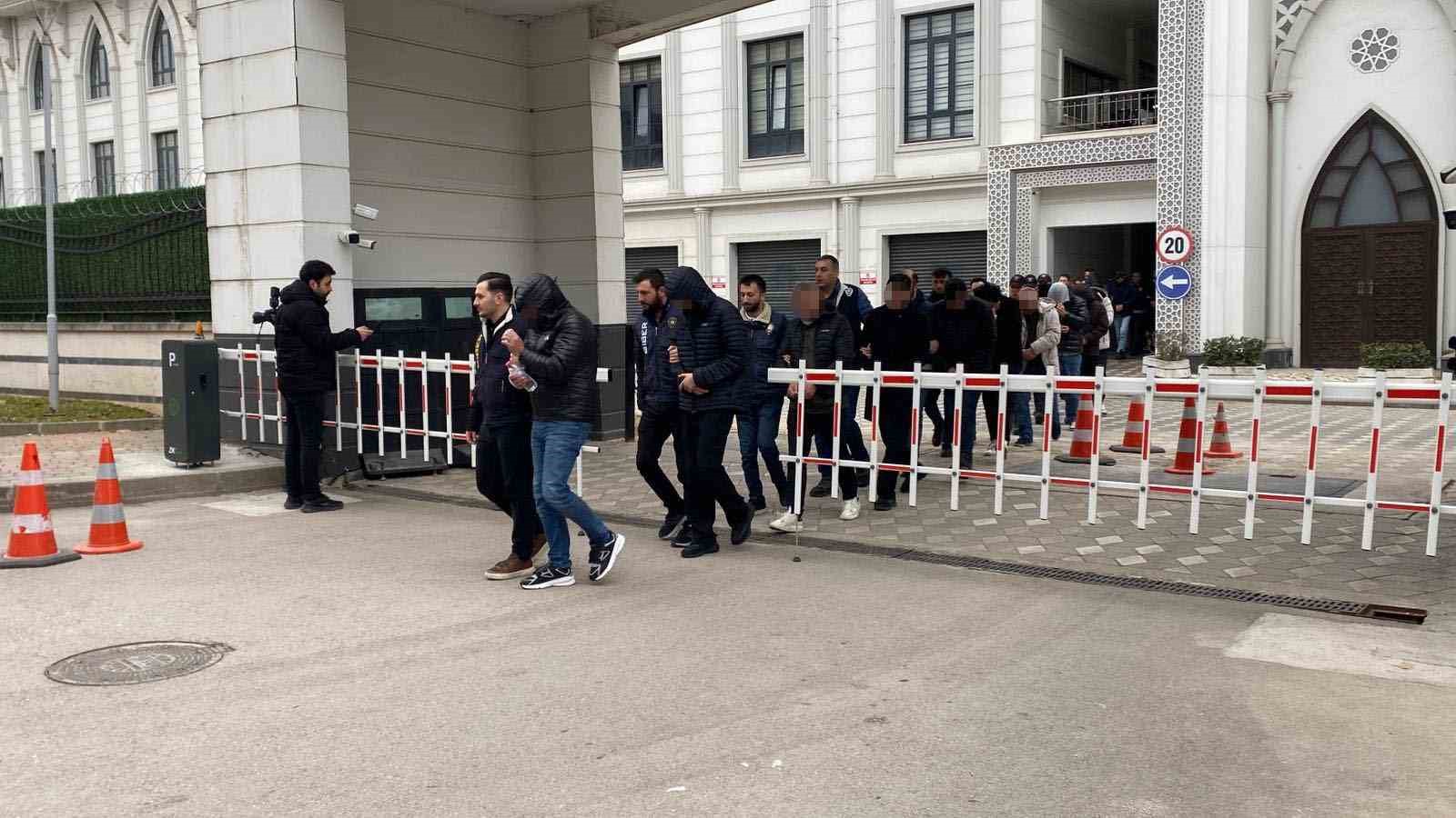 7 ilde 105 milyon liralık dolandırıcılık operasyonunun 25 zanlısı adliyeye sevk edildi