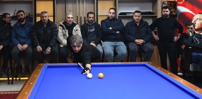 Hakkari’de üç bant bilardo heyecanı