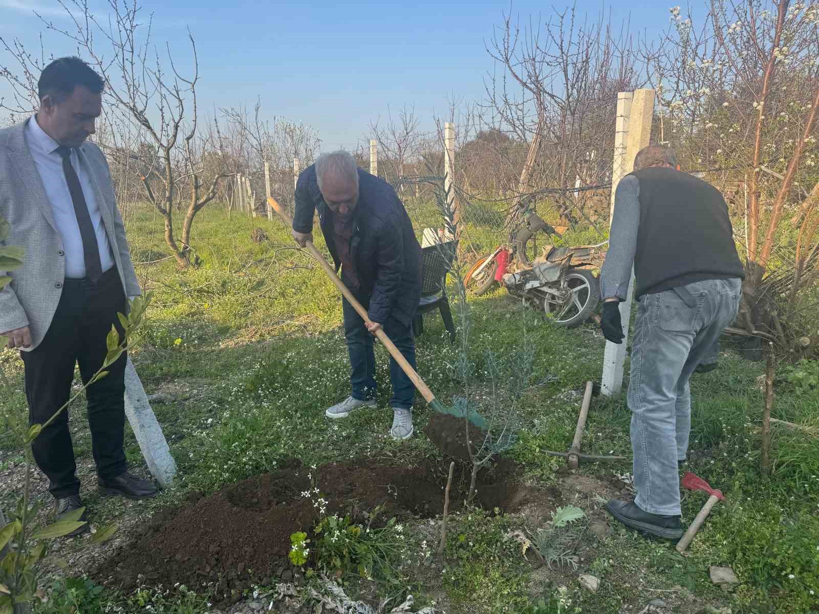Kemalpaşa Halk Eğitimi Merkezinden anlamlı Ramazan Etkinliği: &rsquo;Maarifin Kalbinden, Ailenin Kalbine&rsquo;
