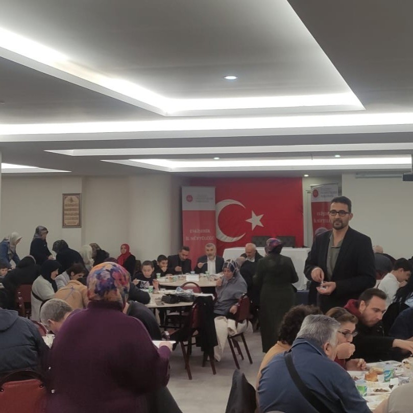 Eskişehir&rsquo;de engelli bireylere y&ouml;nelik iftar programı d&uuml;zenlendi
