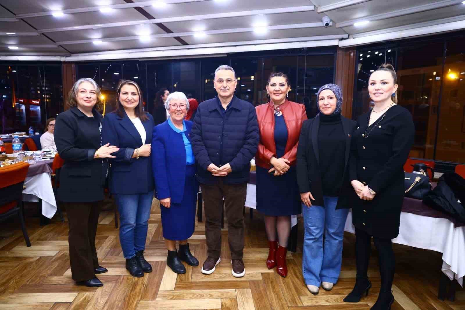 Başkan Kurnaz: "Muhtarlar g&ouml;zbebeğimiz"
