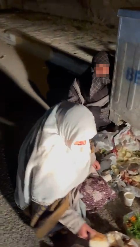 Elazığ&rsquo;da dilencilik yapan kadınların &uuml;st&uuml;nde 4 bin lira &ccedil;ıktı
