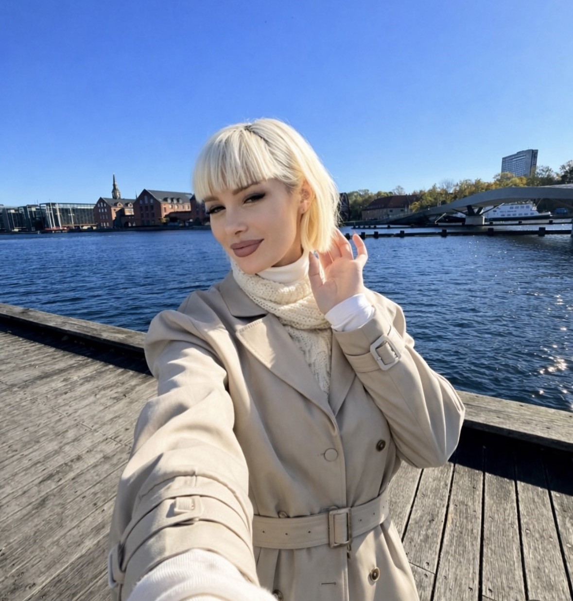 Sosyal medya fenomeni Ayşegül Eraslan evinde ölü bulundu