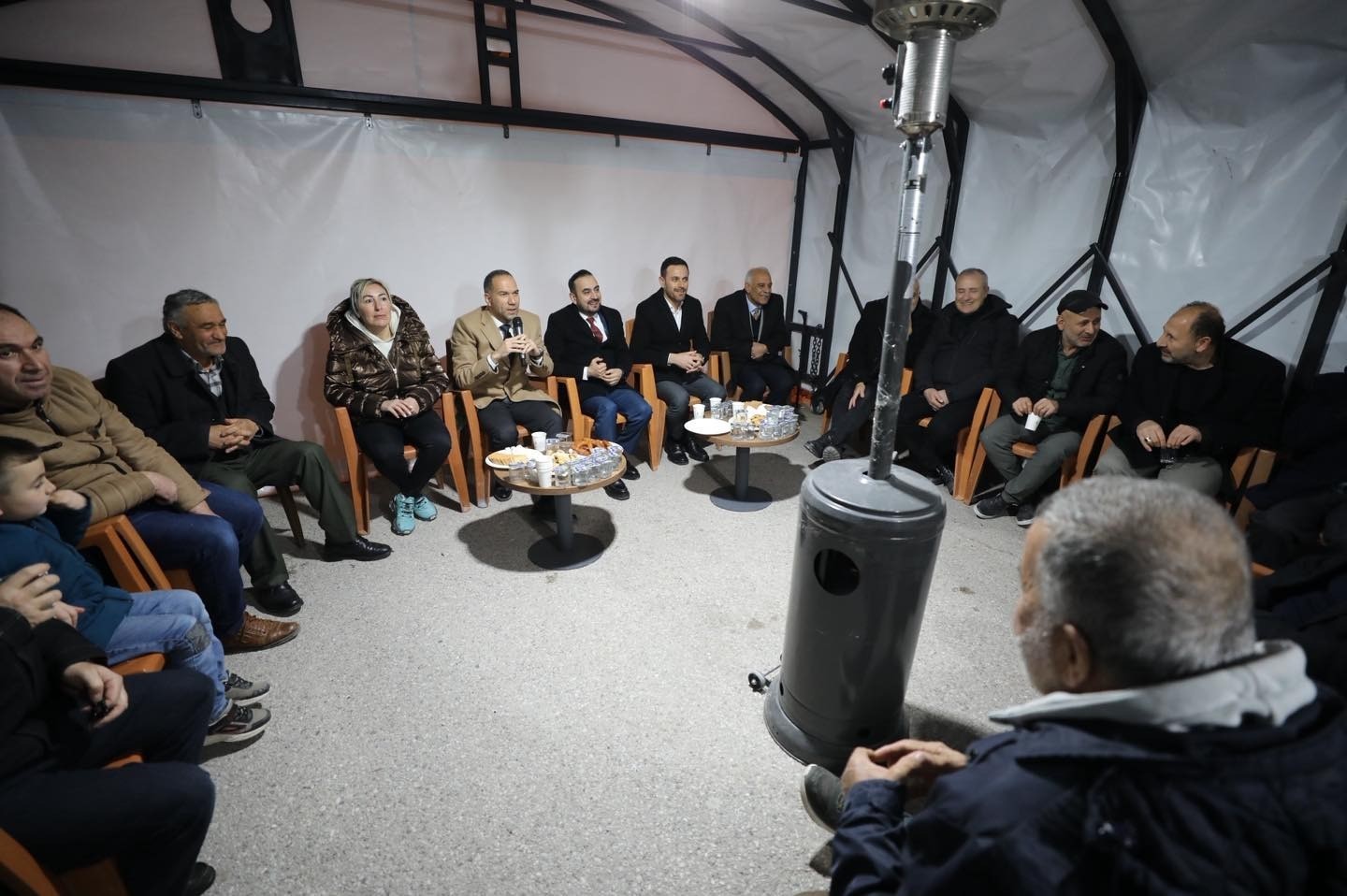 Niğde Belediyesi&rsquo;nden Şahs&uuml;leyman Mahallesi&rsquo;nde g&ouml;n&uuml;l sofrası
