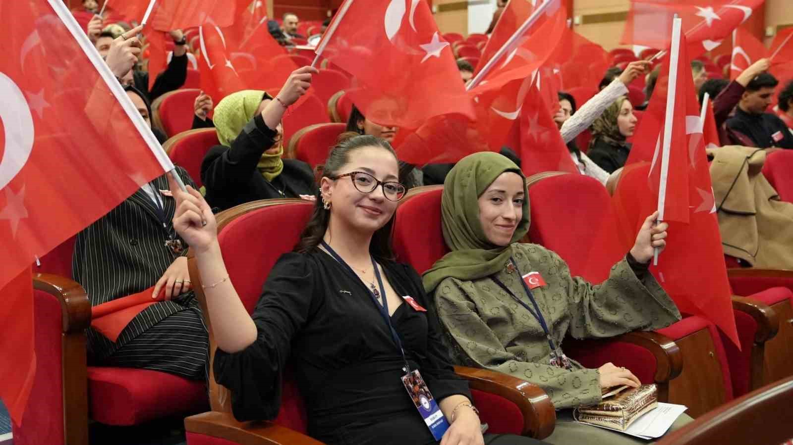 KB&Uuml;&rsquo;de "Kahramanlık Şiir ve T&uuml;rk&uuml;leri" programı d&uuml;zenlendi
