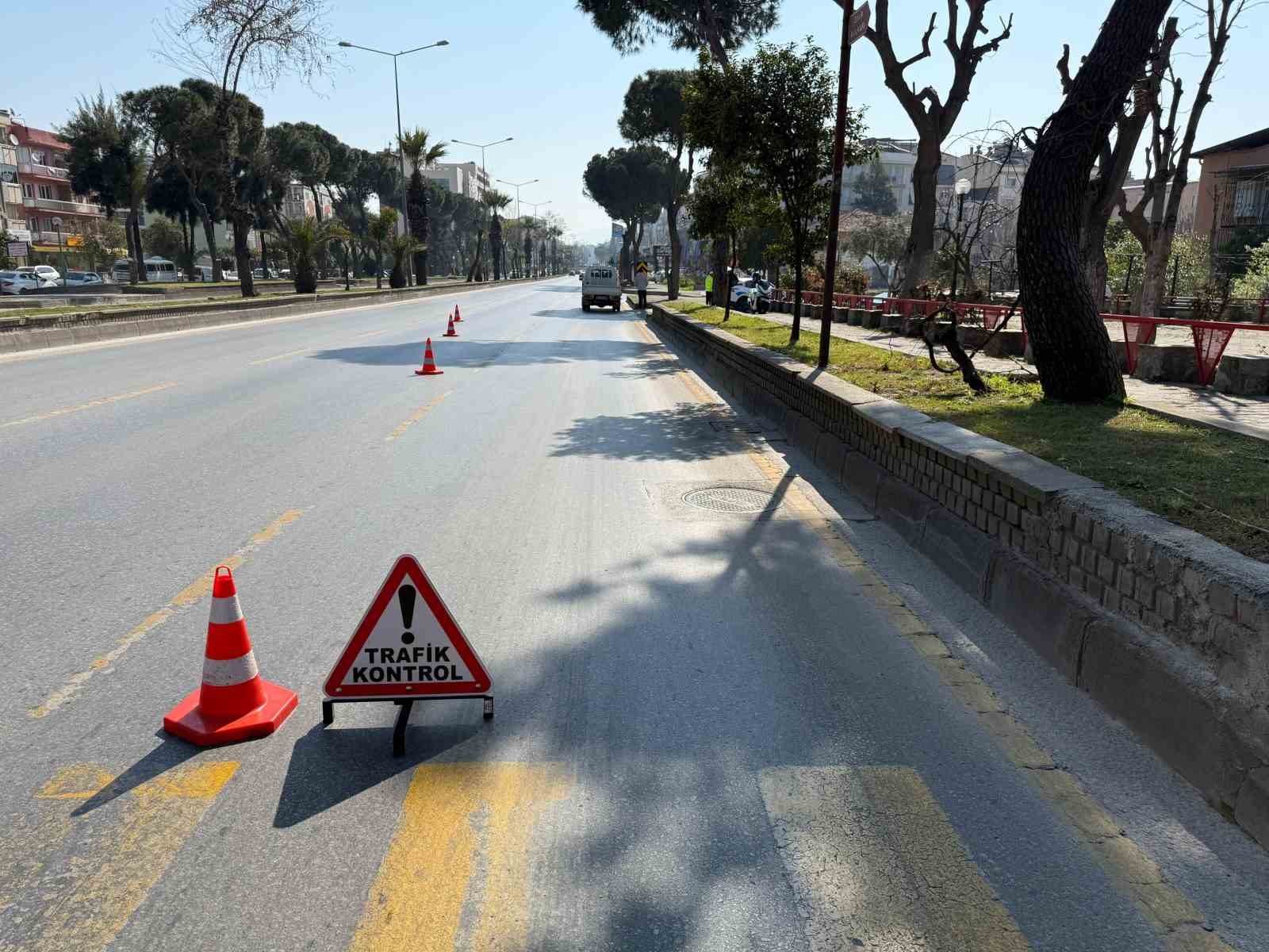 Aydın&rsquo;da bayram &ouml;ncesi dron destekli trafik denetimi yapıldı
