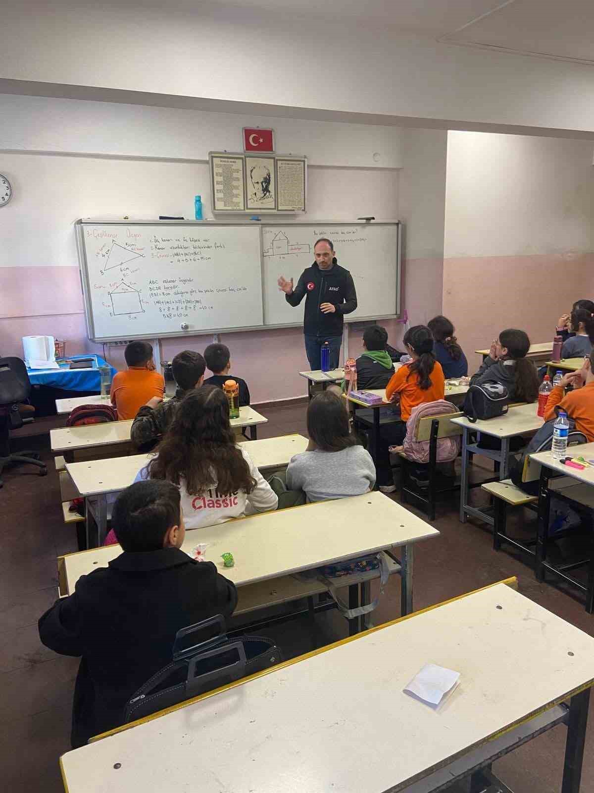 Elazığ&rsquo;da afet farkındalık eğitimi
