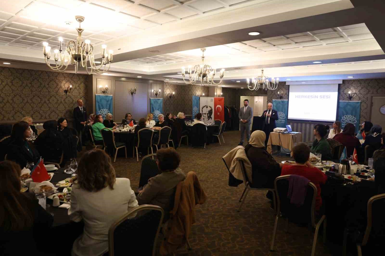 Başkan Şadi &Ouml;zdemir: "Nil&uuml;fer bir kadın kentidir"
