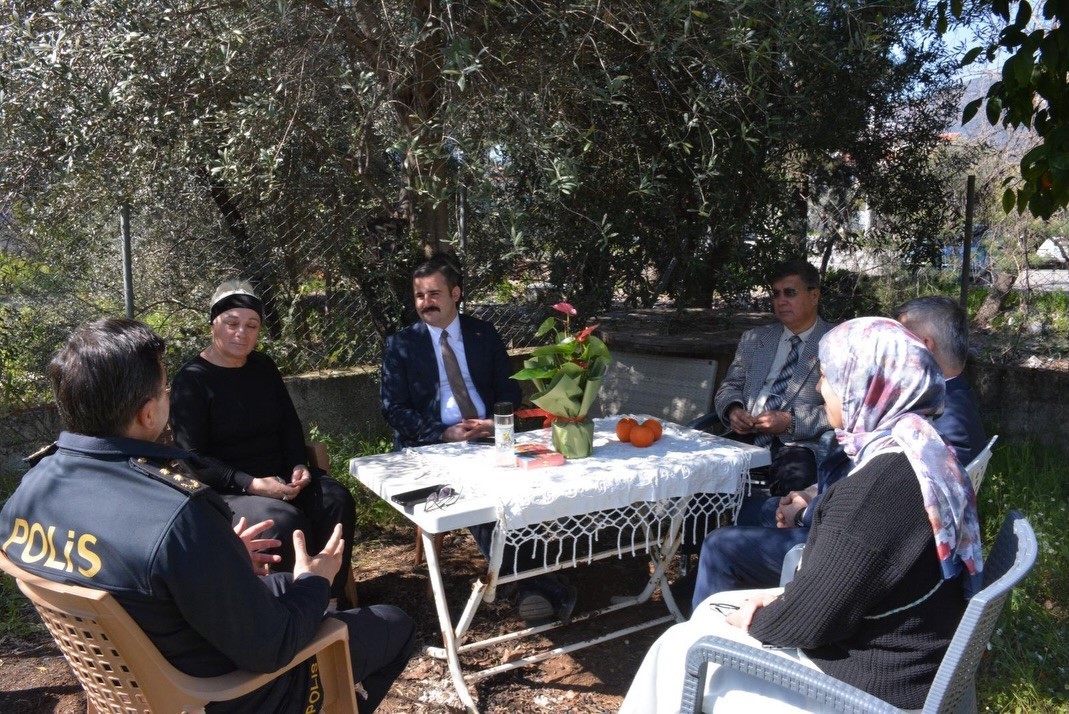 K&ouml;yceğiz&rsquo;de şehit U&ccedil;ar unutulmadı
