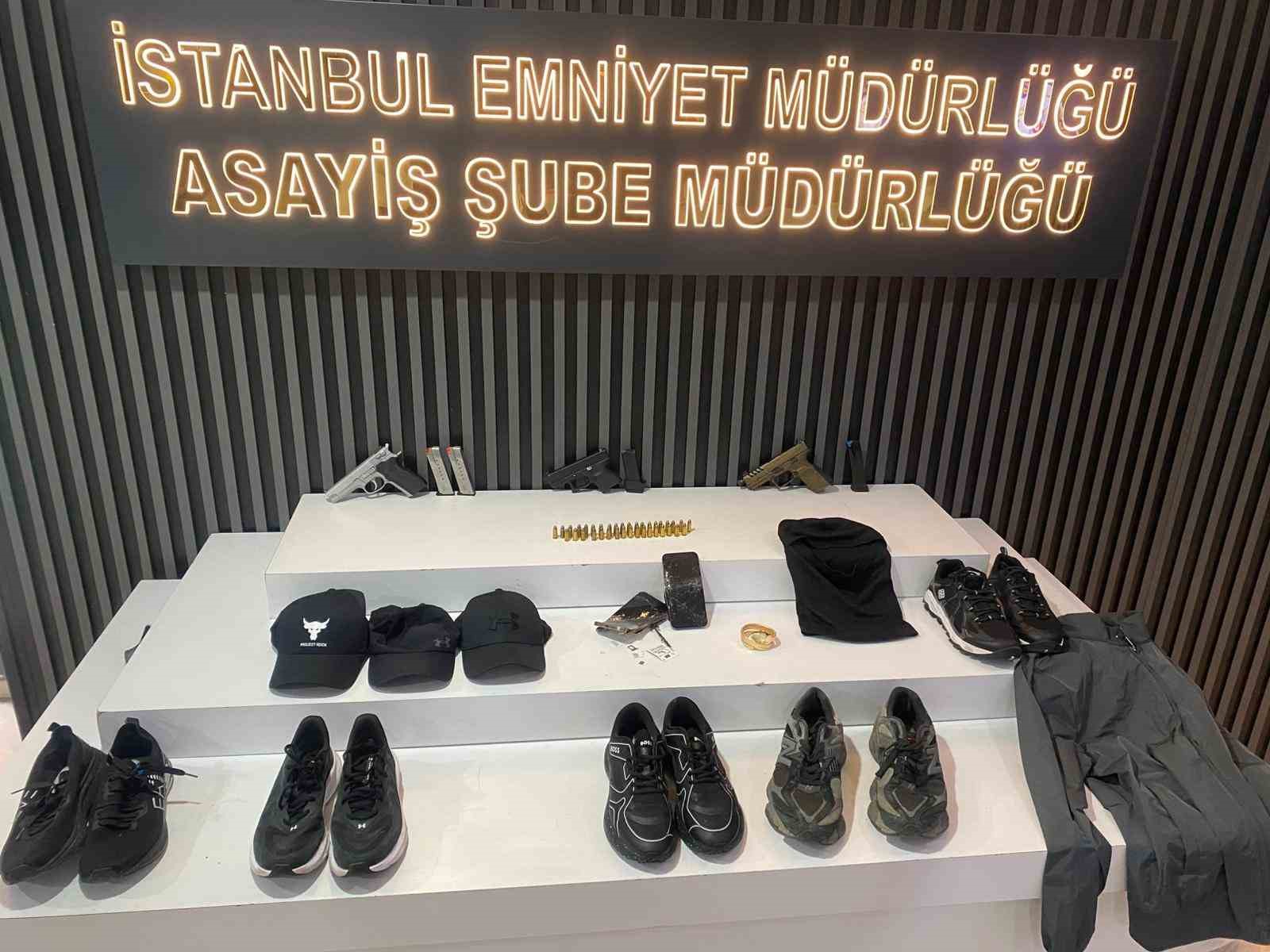 Eyüpsultan’da kuyumcudan milyonlarca liralık altın çalan 8 şüpheli adliyeye sevk edildi