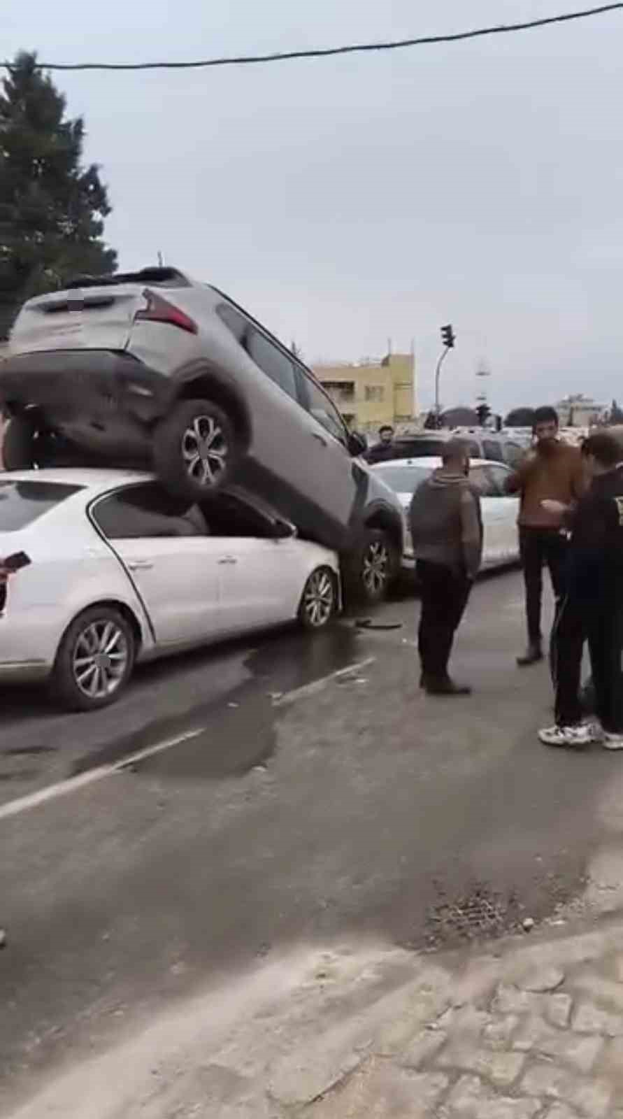 Mardin&rsquo;de zincirleme trafik kazası
