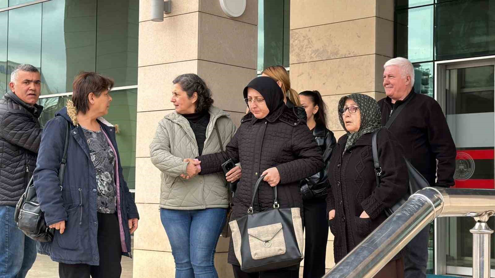 Sinem &ouml;lmeden &ouml;nce komşusundan yardım istemiş
