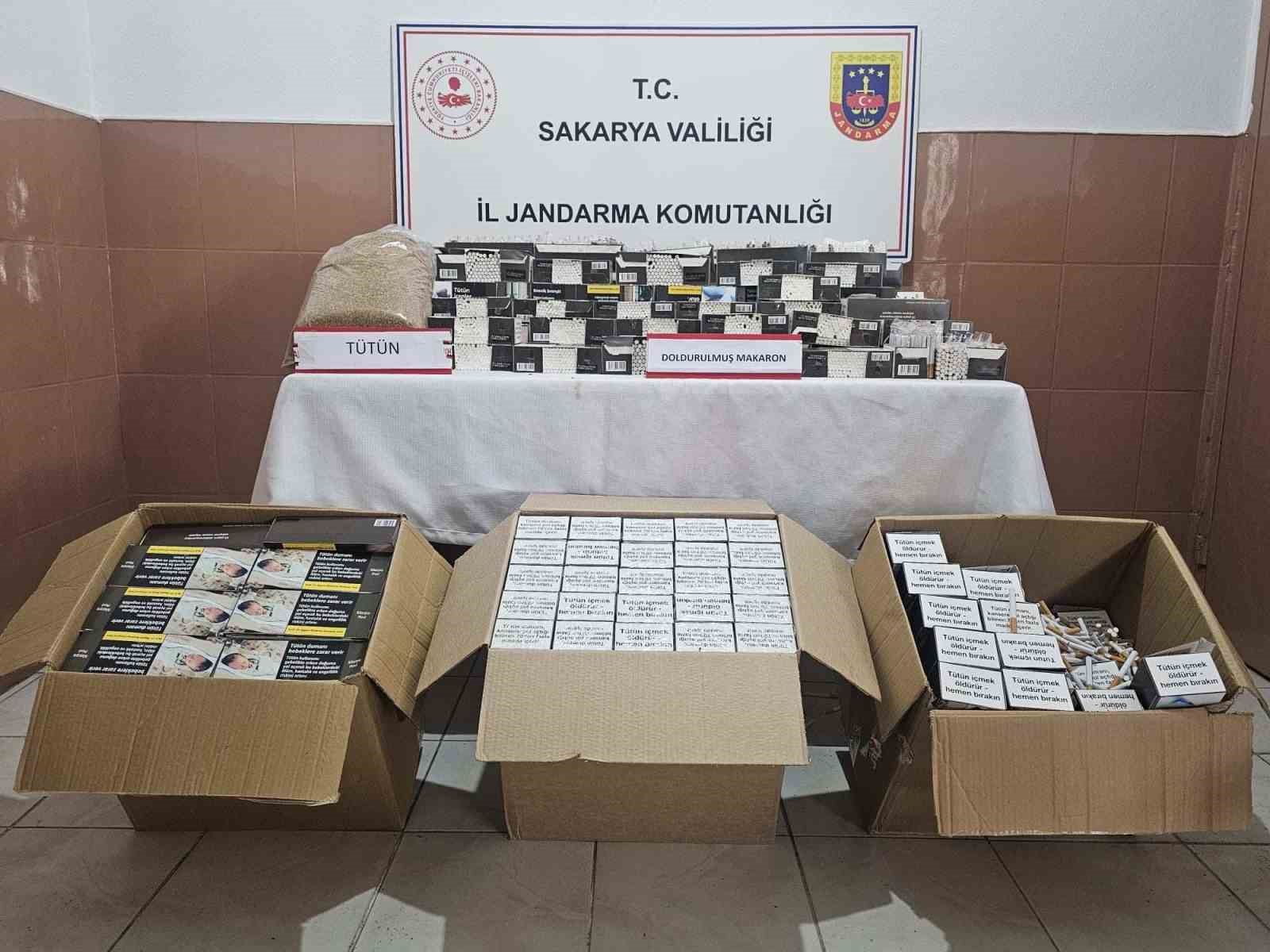 Sakarya&rsquo;da jandarma ekipleri ka&ccedil;ak&ccedil;ılığa ge&ccedil;it vermiyor: 3 g&ouml;zaltı
