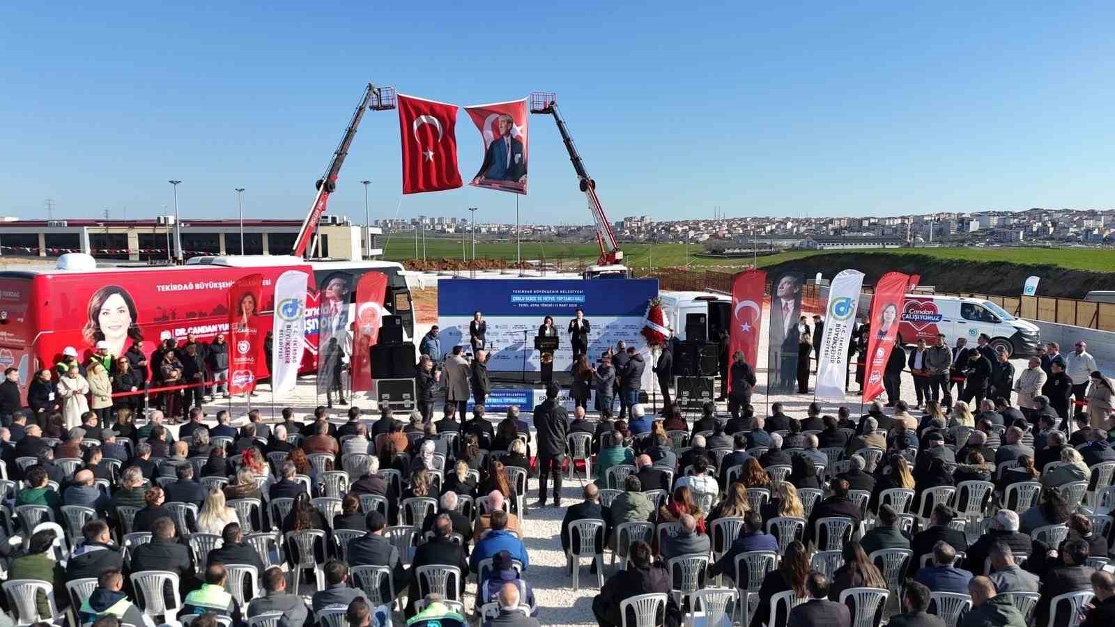 &Ccedil;orlu Sebze Meyve Hali temeli atıldı
