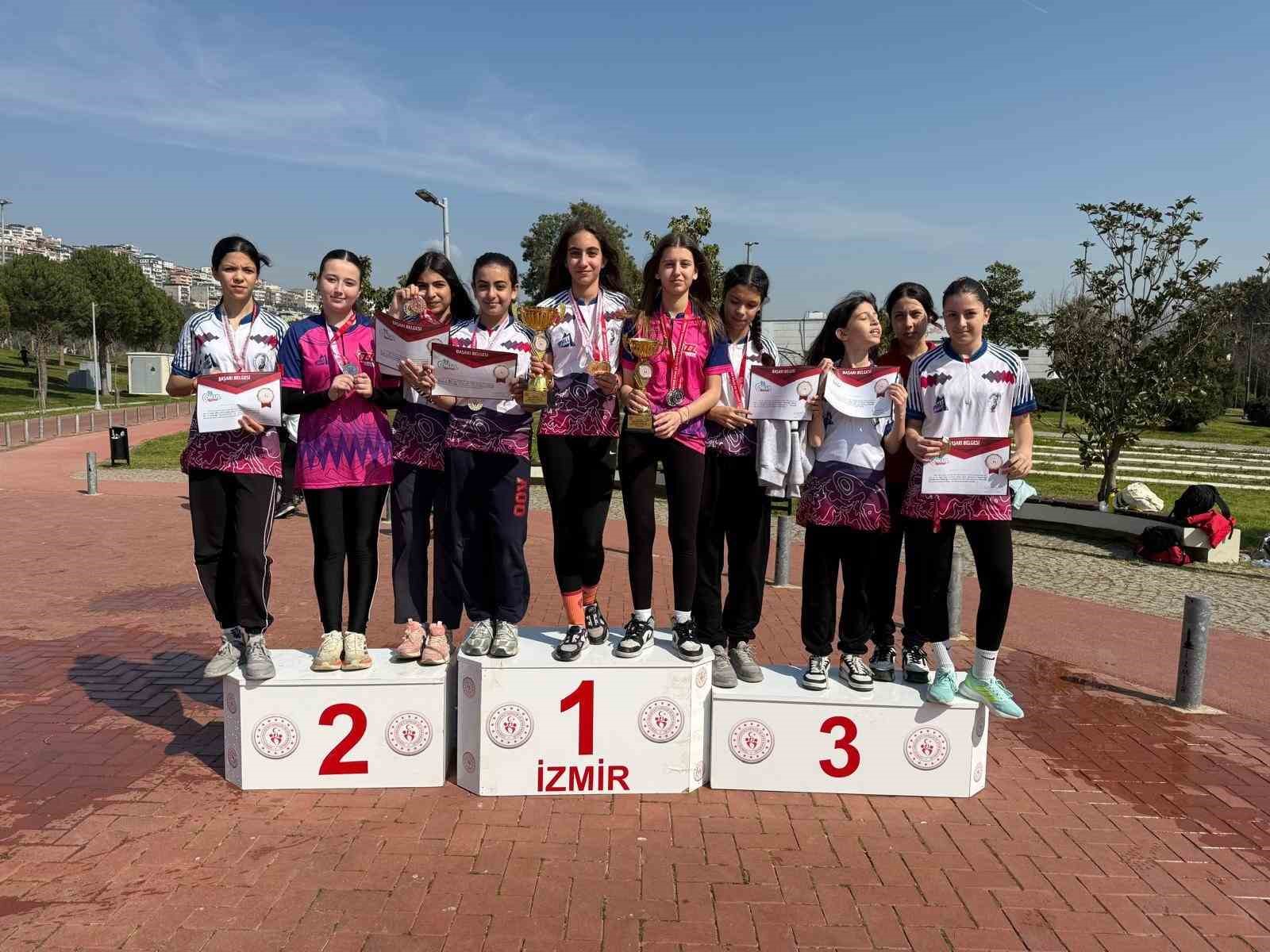 Atatürk Ortaokulu öğrencilerinden oryantiringde büyük başarı