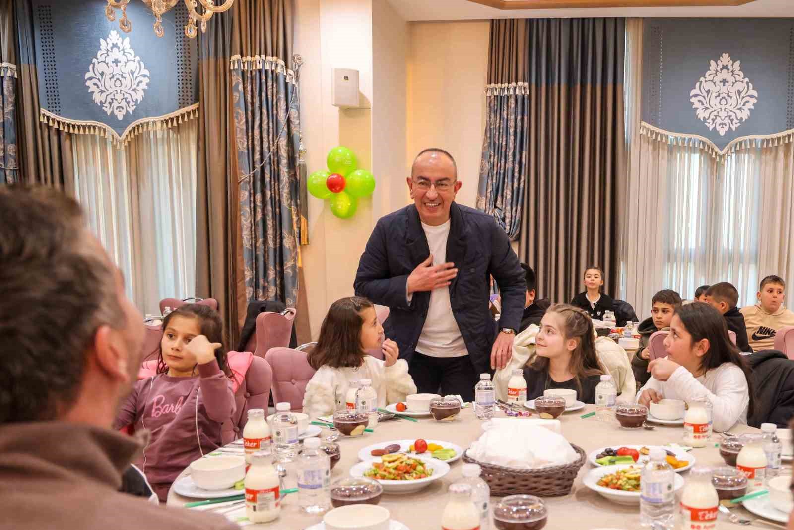 Başkan Kavuş, çocukların ilk oruç ve ilk iftar heyecanını paylaştı