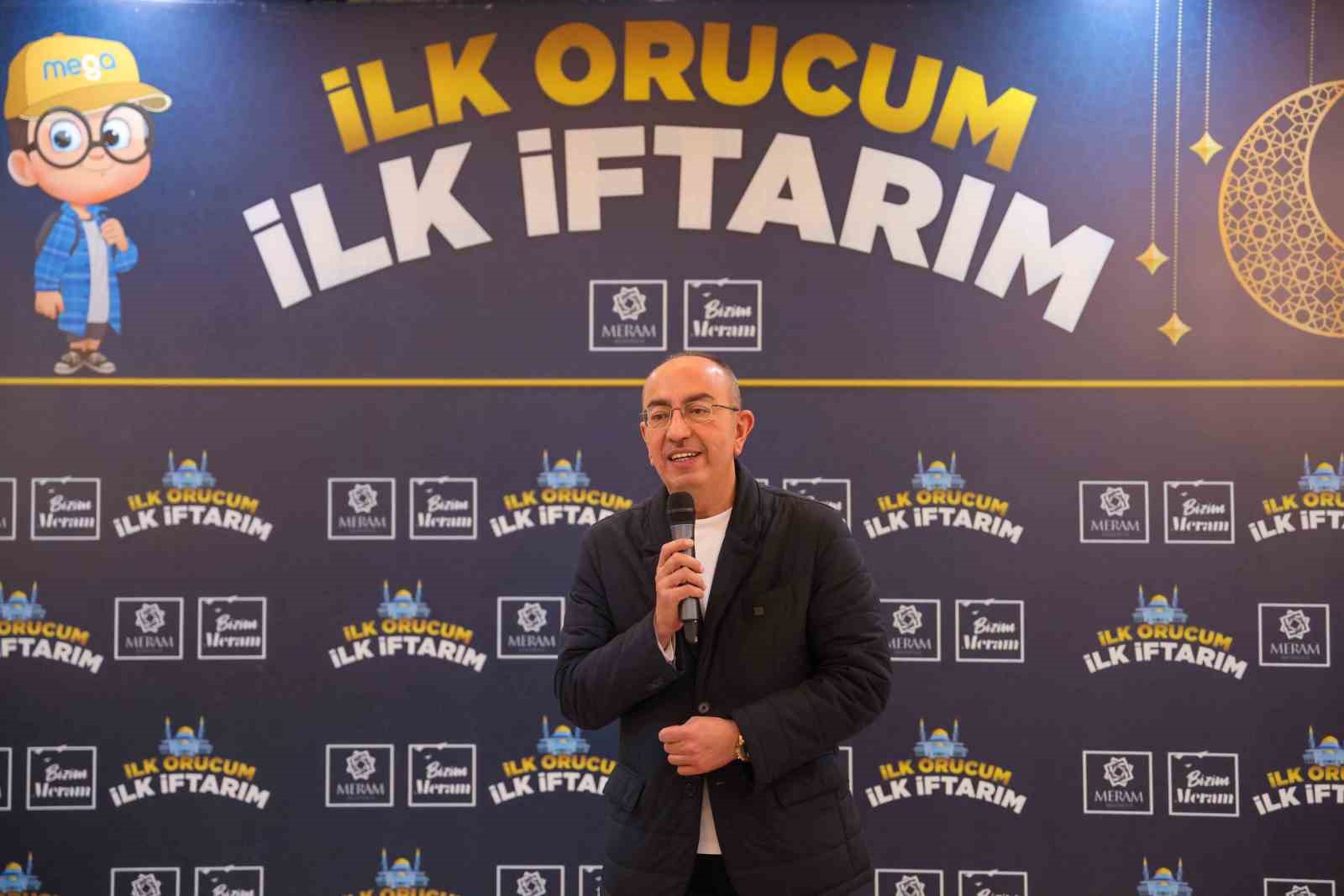 Başkan Kavuş, &ccedil;ocukların ilk oru&ccedil; ve ilk iftar heyecanını paylaştı
