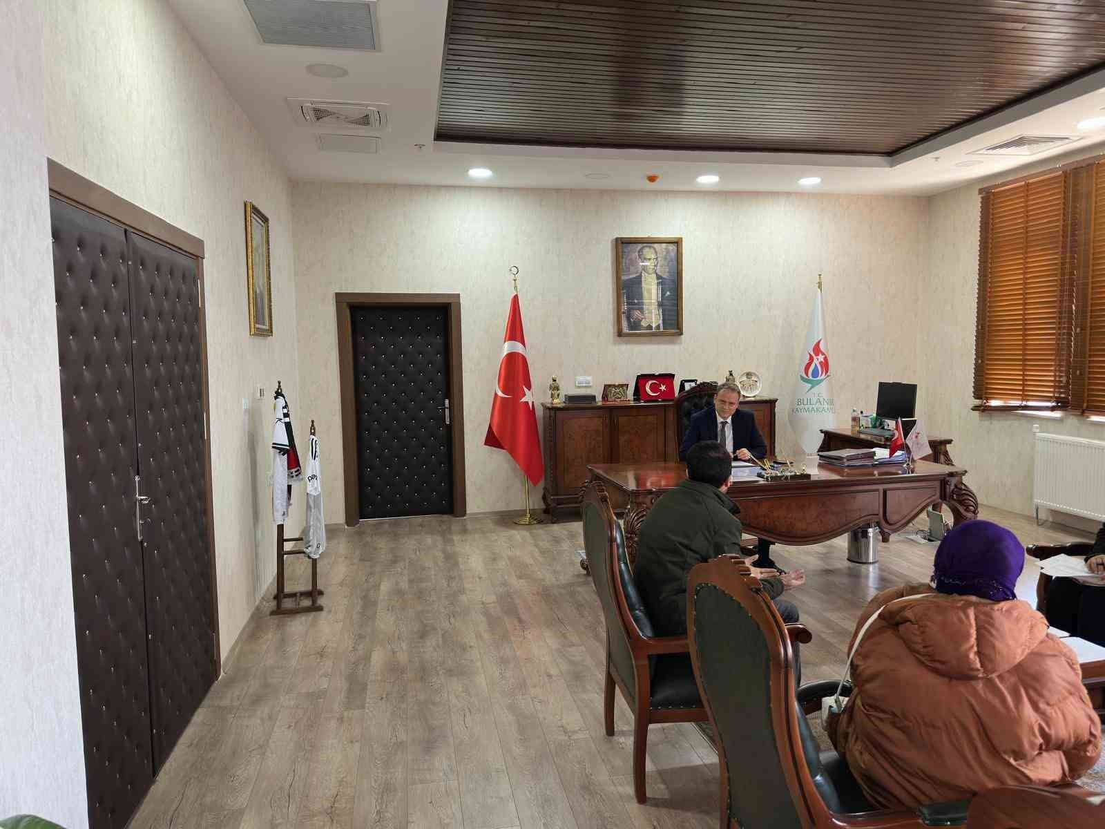 Bulanık’ta ‘Halk Günü’nde talepler tek tek dinlendi