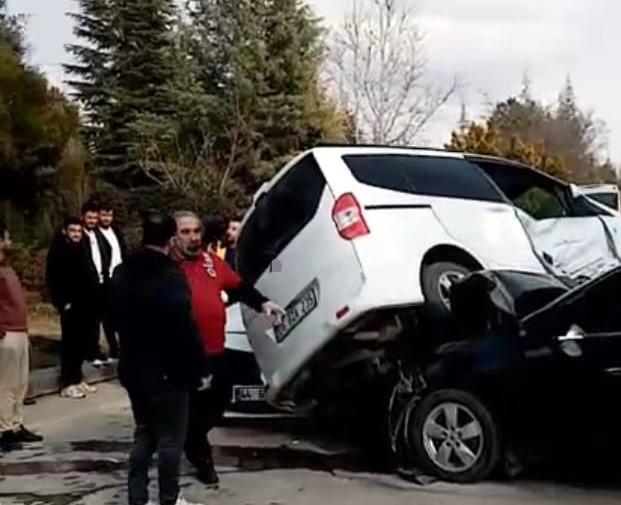 Malatya’da zincirleme kaza: 3 yaralı