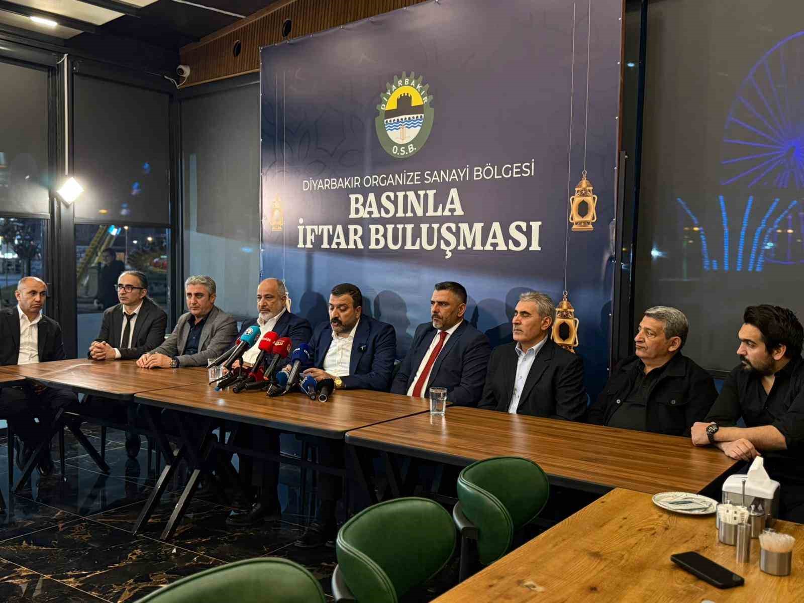 Diyarbakır OSB Başkanı Fidan: "370 civarında firma &uuml;retim yapıyor ve yaklaşık 23 bin insanımız ekmeğini bu b&ouml;lgede kazanıyor"
