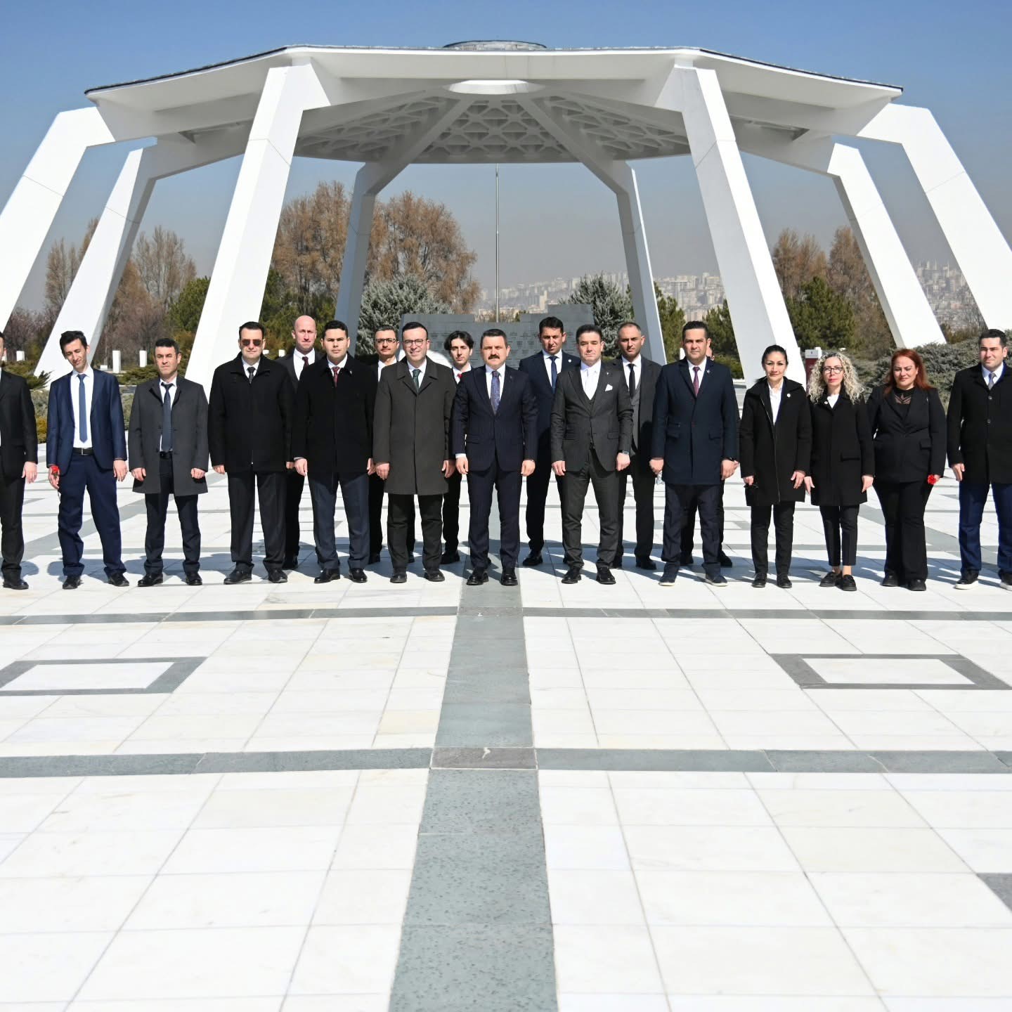 Devlet B&uuml;y&uuml;kleri Anıt Mezarlığı&rsquo;nda Anma Programı Ger&ccedil;ekleştirildi
