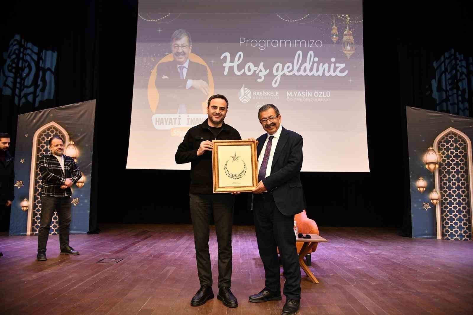 Hayati İnan&ccedil;: "Zamanın kıymetini bilin"
