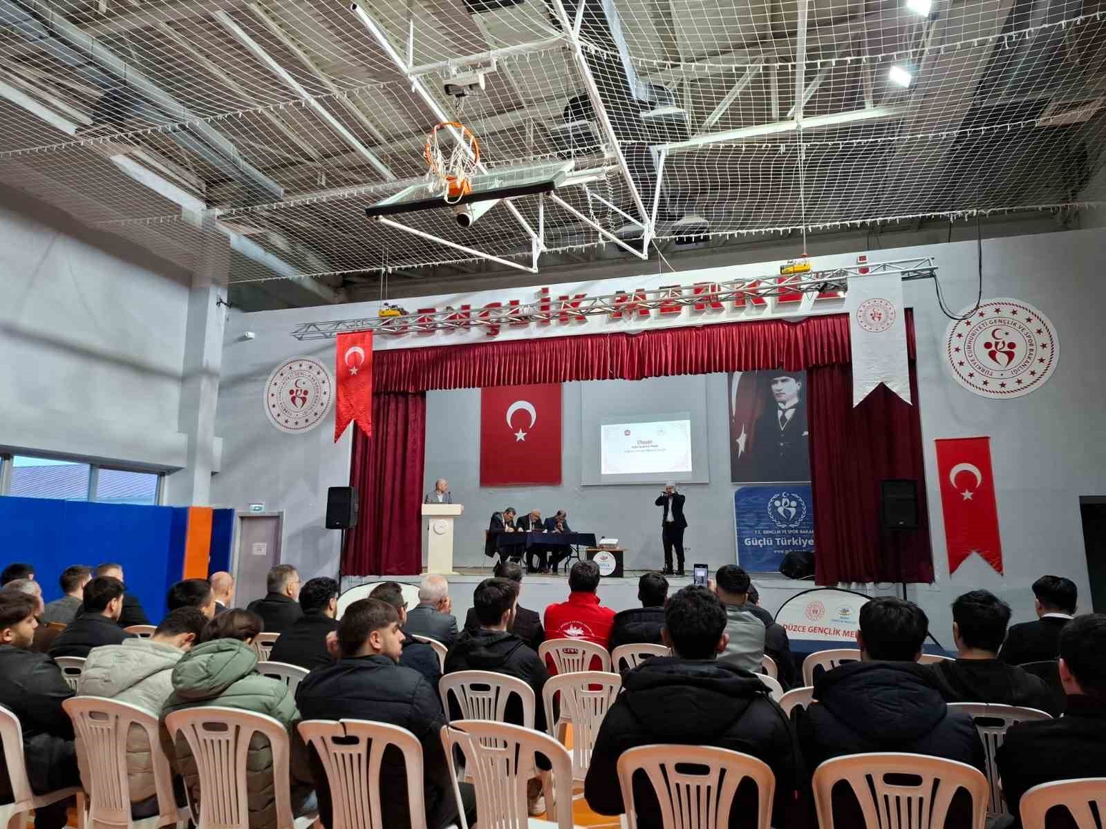 &Ouml;ğrenci yurtları arası Kur&rsquo;an-ı kerim ve ezanı g&uuml;zel okuma yarışması d&uuml;zenlendi
