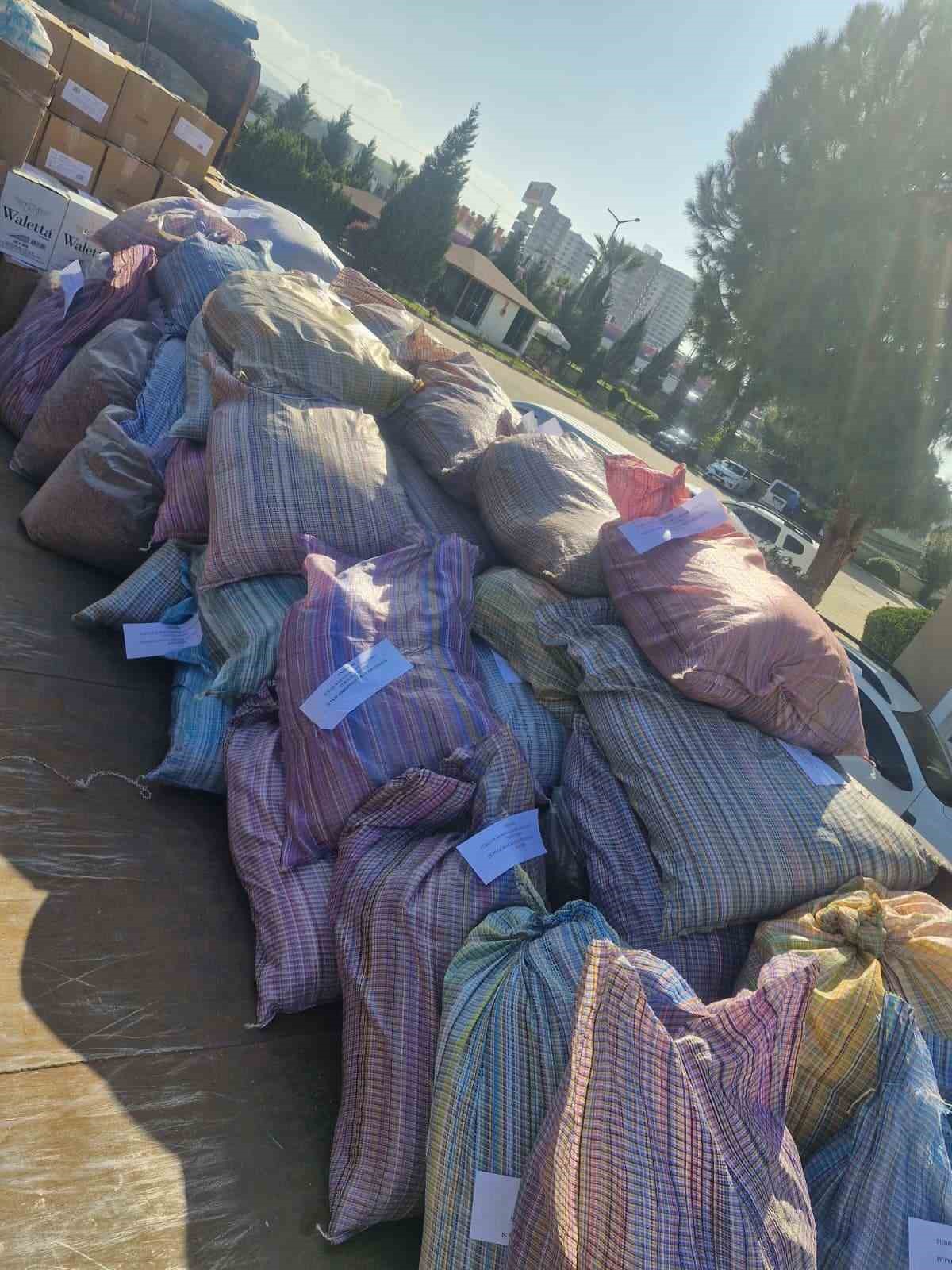 Turgutlu&rsquo;da ka&ccedil;ak t&uuml;t&uuml;n operasyonu: 5 tutuklama
