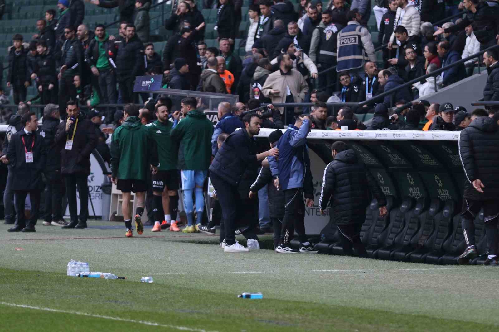 Sel&ccedil;uk İnan&rsquo;dan g&ouml;r&uuml;lmemiş protesto
