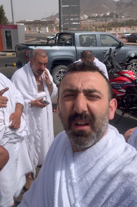 Atalarının develerle gittiği umre yolculuğunu onlar motosikletleri ile yaptı
