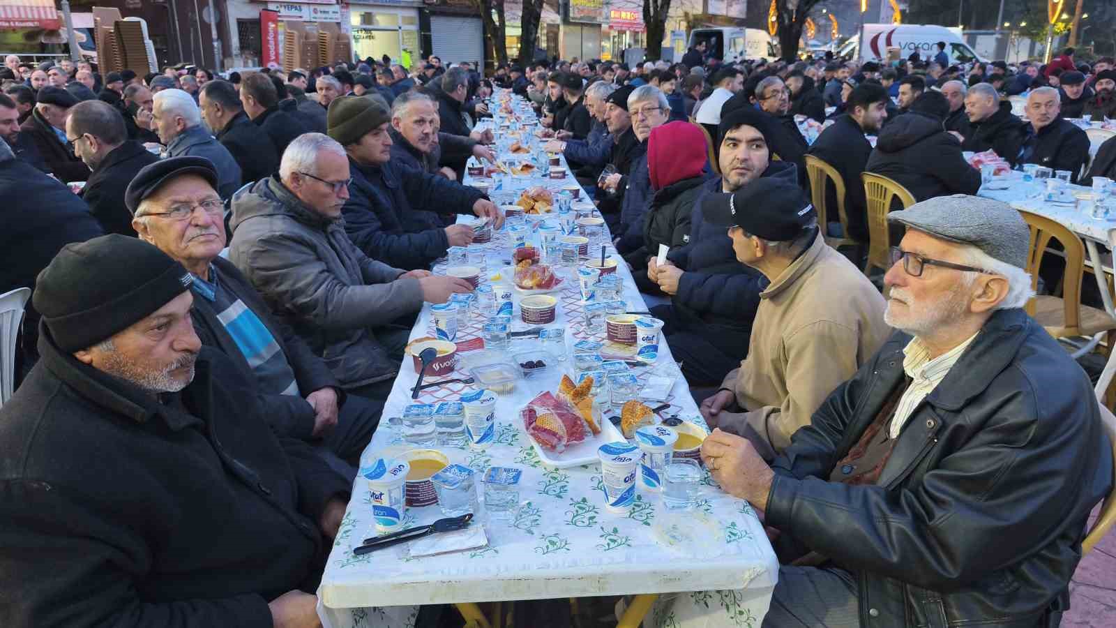 Ordu&rsquo;da bin 500 kişi iftar sofrasında buluştu
