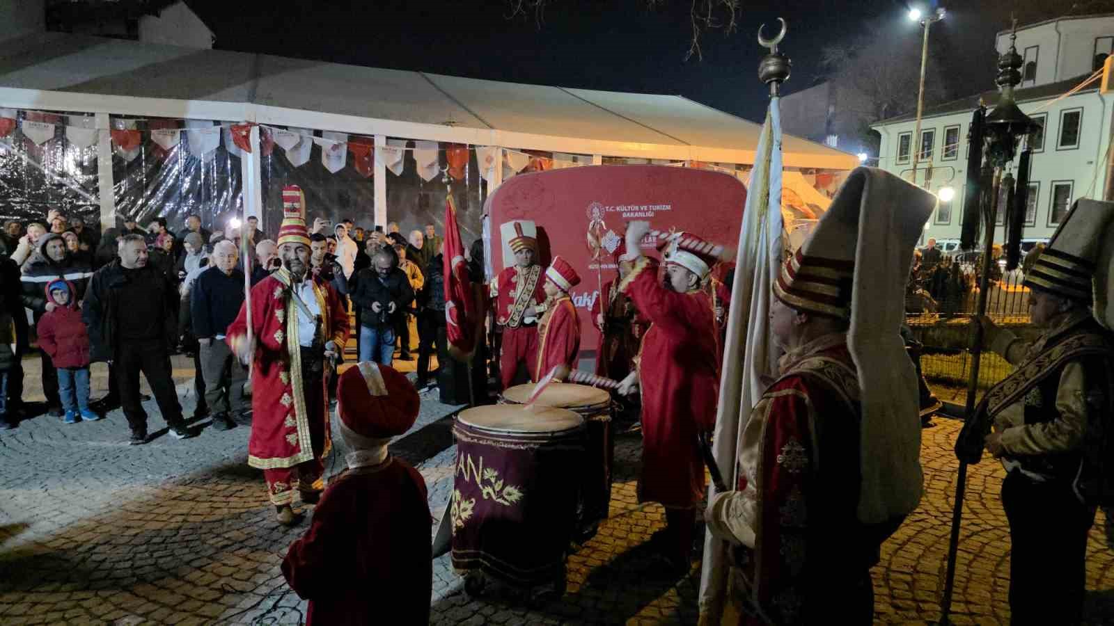 K&uuml;tahya&rsquo;da geleneksel mehter konseri ilgi g&ouml;rd&uuml;
