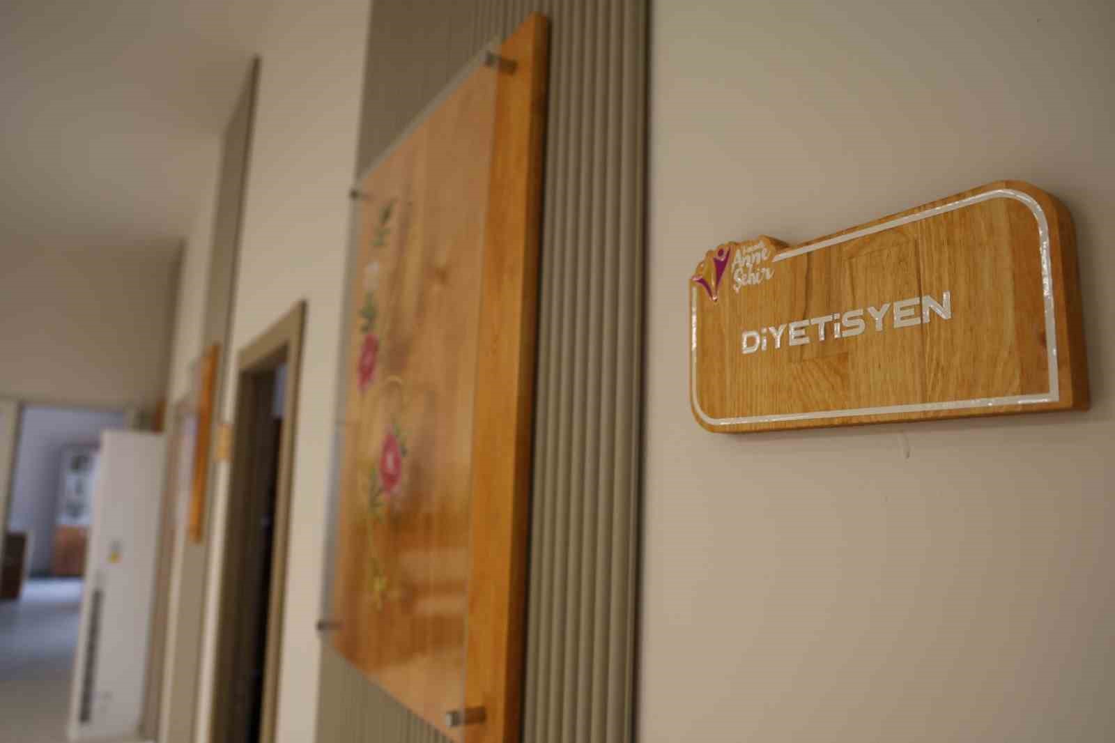 Anneler spora, &ccedil;ocuklar sınıfa
