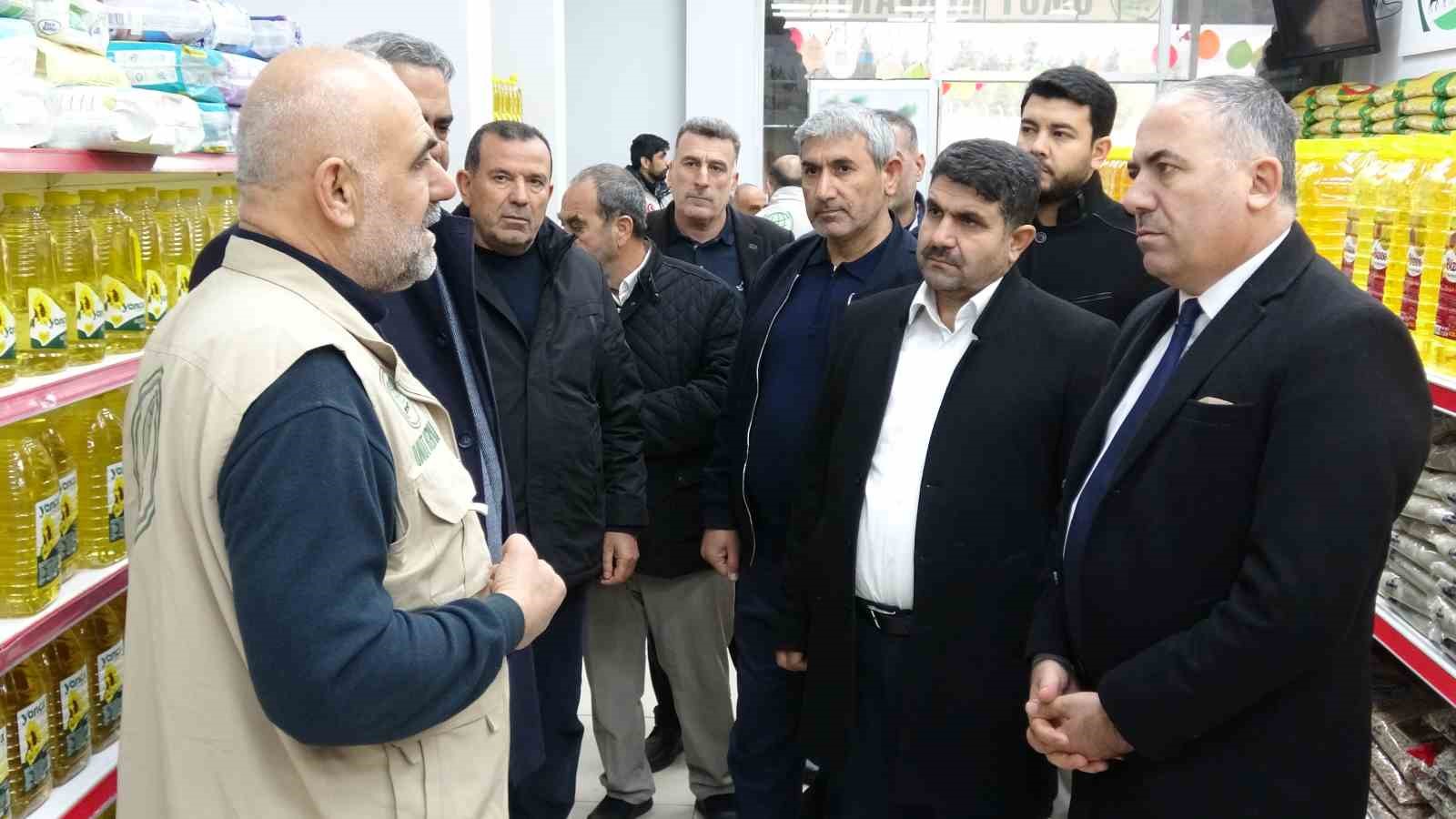 Bu markette parayla değil dua ile alışveriş yapılıyor