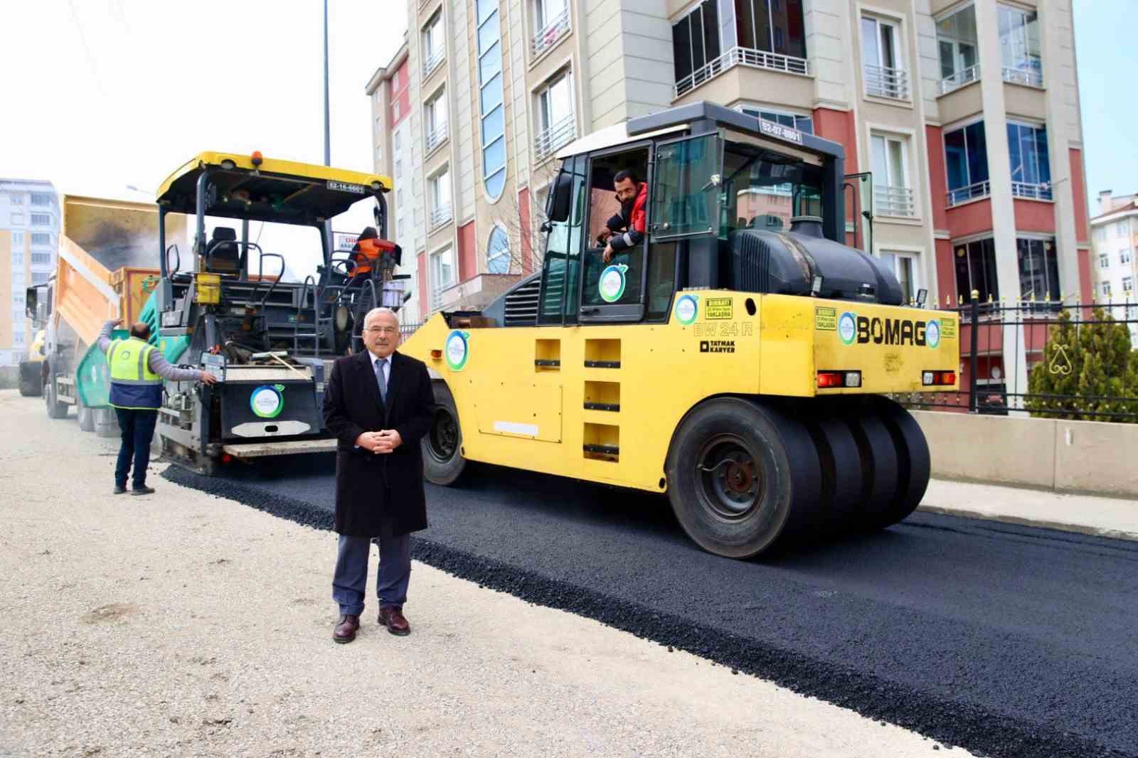 Başkan G&uuml;ler: "Ordu&rsquo;nun her noktasında ekiplerimizin yoğun &ccedil;alışması devam ediyor"
