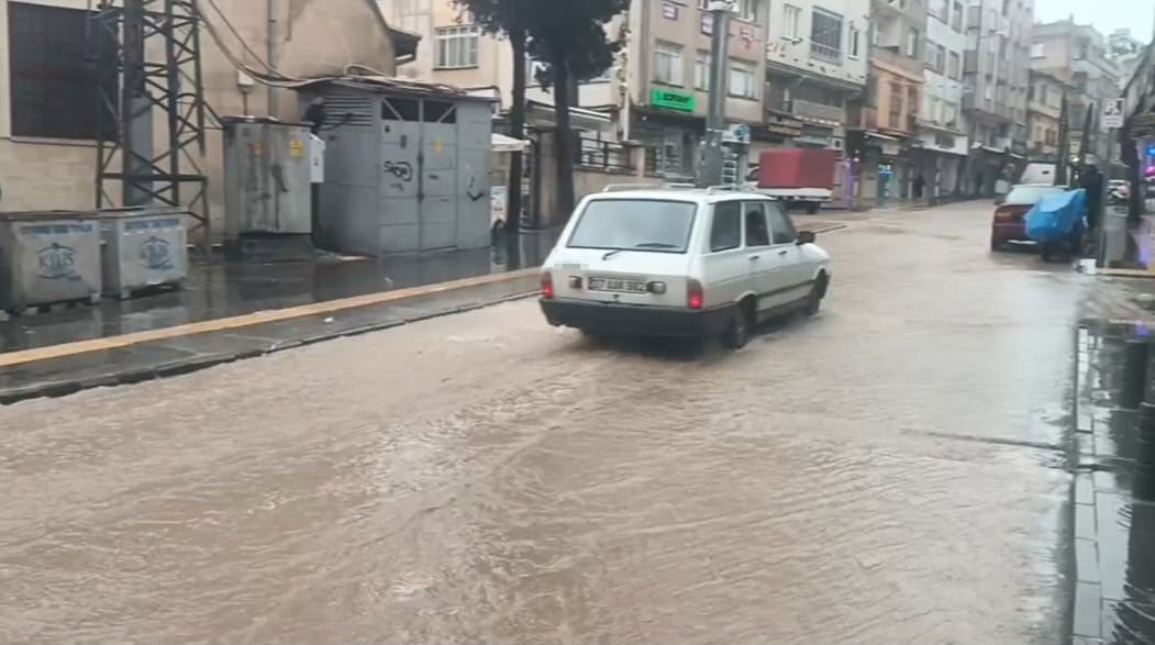 Kilis’te kuvvetli yağış ve sis etkili oldu