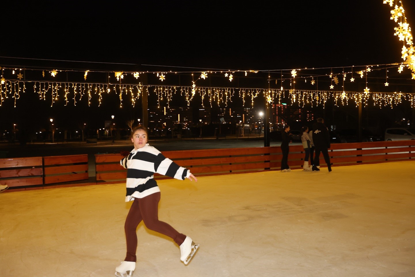 Başkan B&uuml;y&uuml;kkılı&ccedil;&rsquo;tan gen&ccedil;lere m&uuml;jde: A&ccedil;ık hava buz pateni pisti
