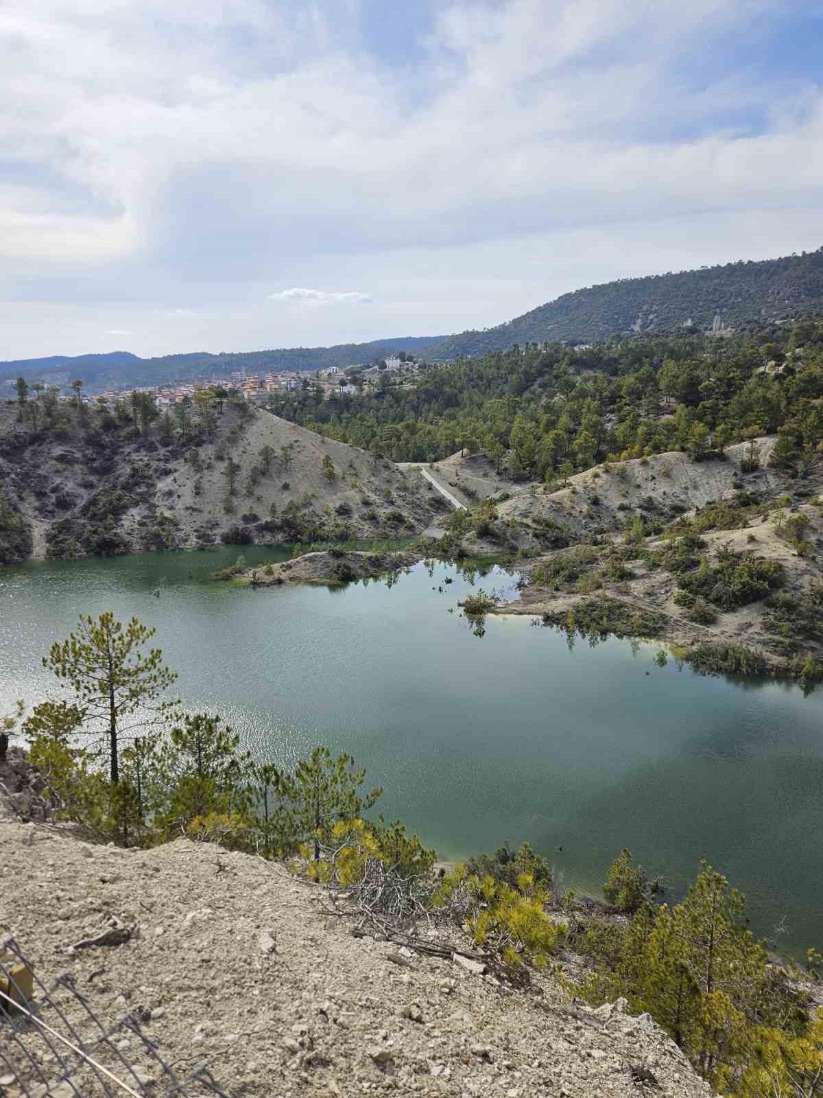 Çameli’nin önemli su kaynaklarında Paşaderesi Şelalesi yeniden akmaya başladı