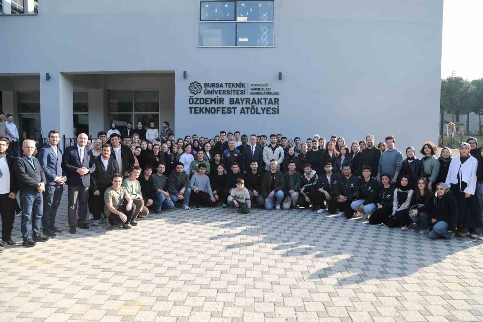 Alper Gezeravcı&rsquo;dan BT&Uuml; &ouml;ğrencilerinin TEKNOFEST projelerine tam not
