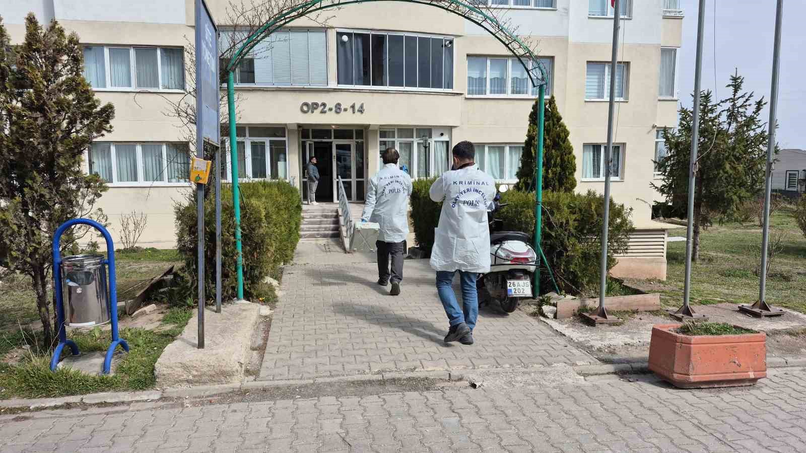 Eskişehir&rsquo;de yaşlı kadının ş&uuml;pheli &ouml;l&uuml;m&uuml;
