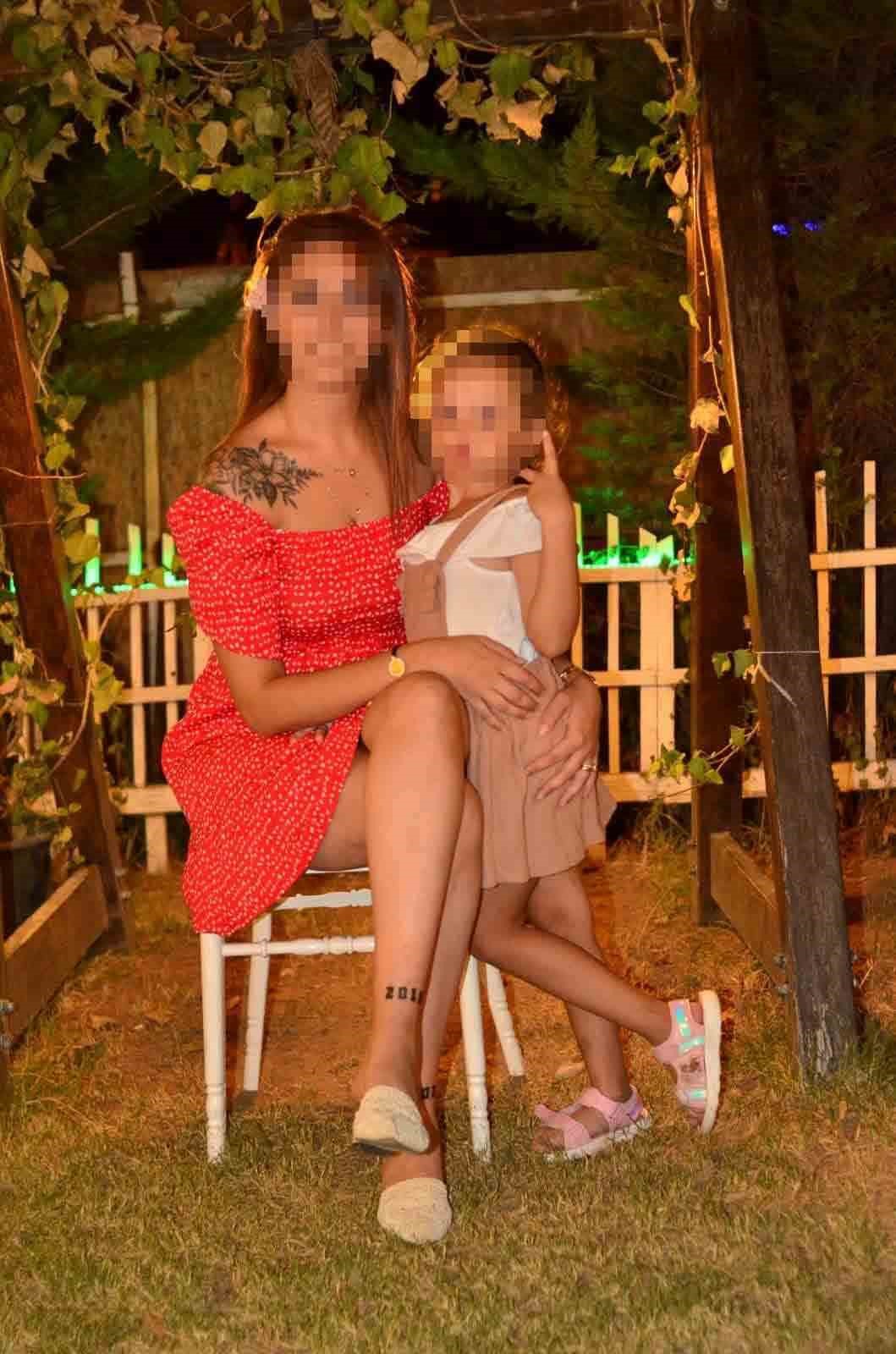 Karısını darbettiği ve balkondan attığı ileri s&uuml;r&uuml;len koca ve arkadaşı g&ouml;zaltına alındı
