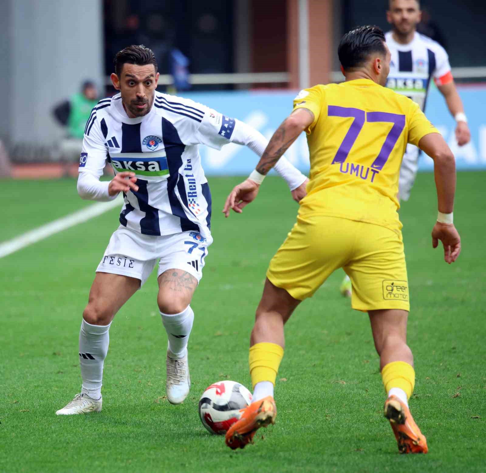 Trendyol S&uuml;per Lig: Kasımpaşa: 1 - Ey&uuml;pspor: 0 (İlk yarı)
