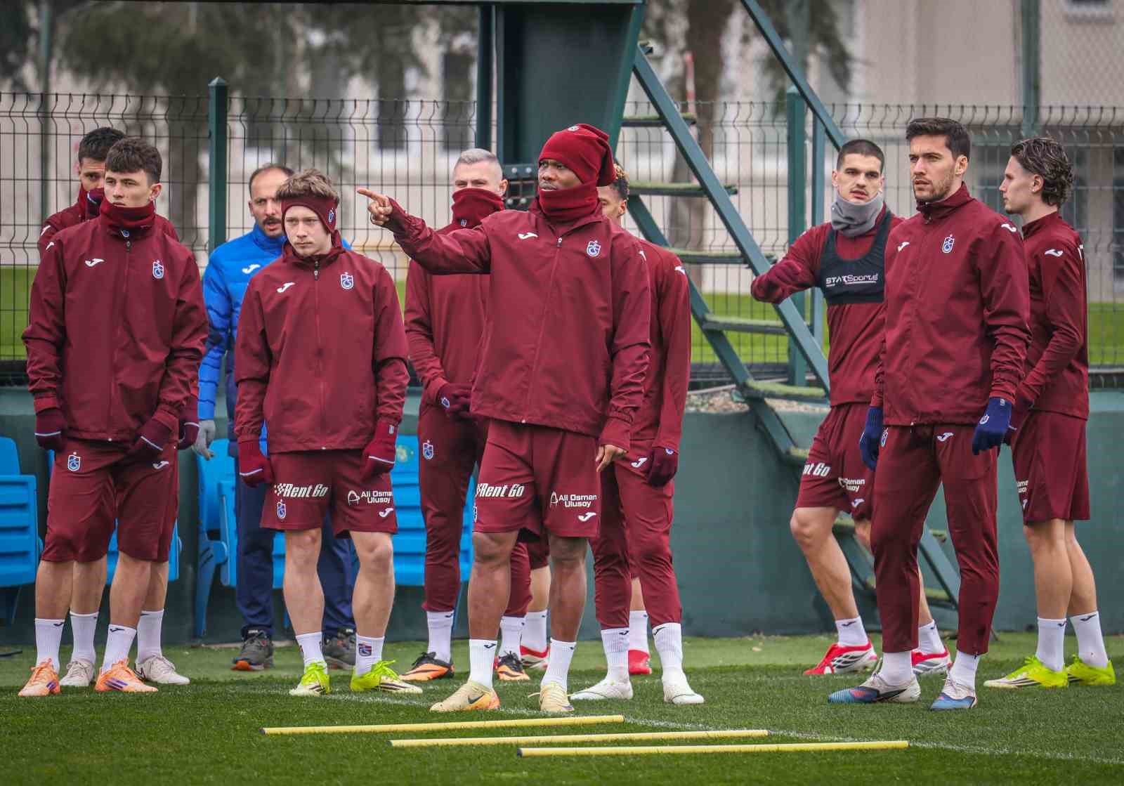 Trabzonspor ara vermeden Eyüpspor maçı hazırlıklarına başladı