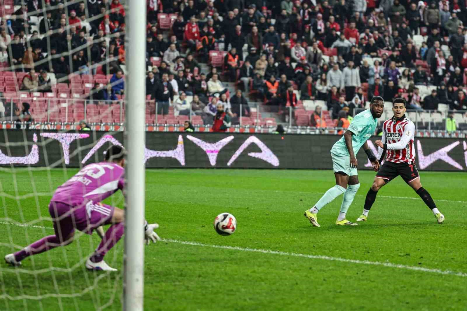 Trendyol S&uuml;per Lig: Samsunspor: 2 - Kayserispor: 1 (Ma&ccedil; sonucu)
