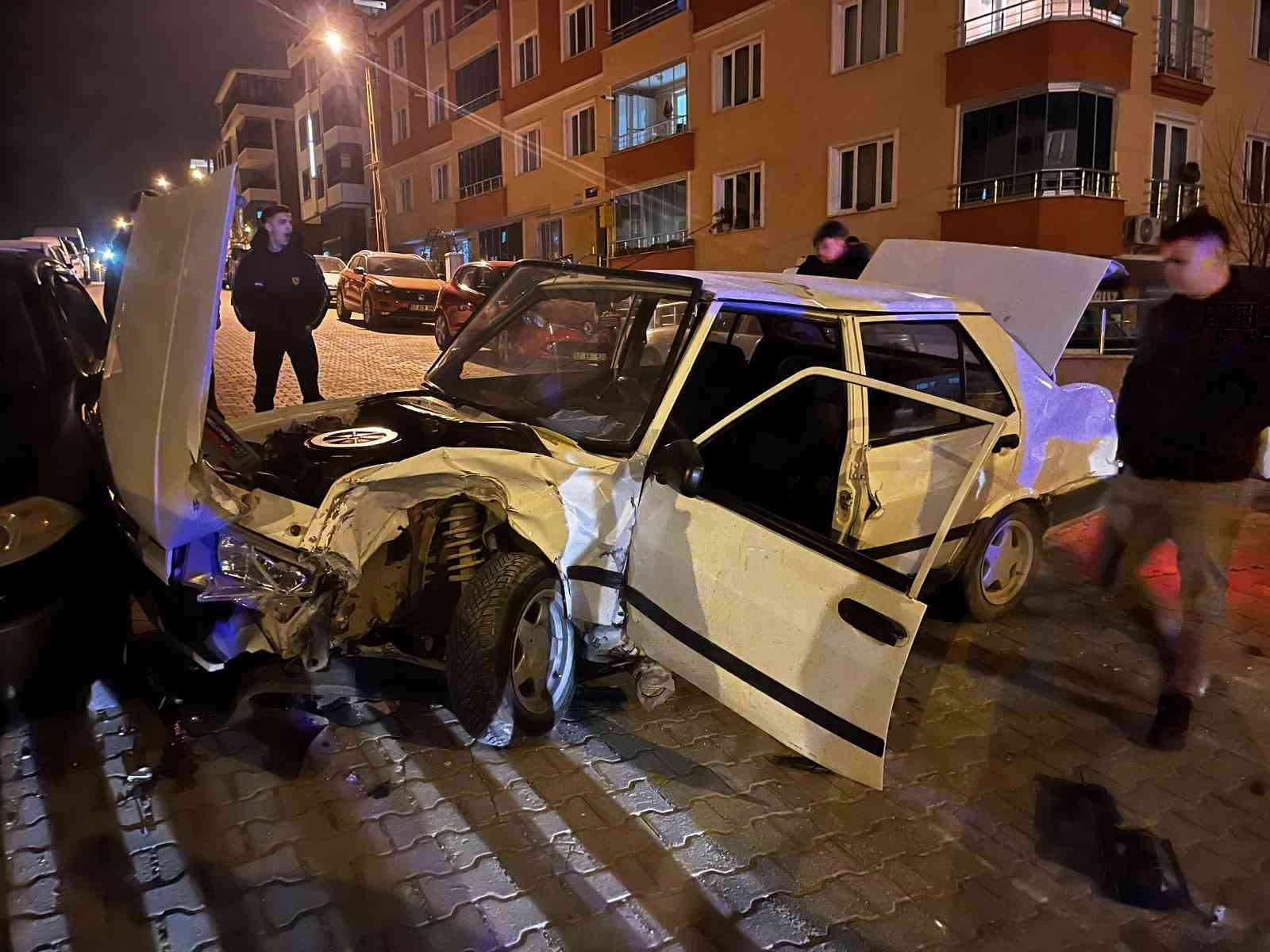 Sinop’ta alkollü sürücü kaza yaptı: 5 yaralı