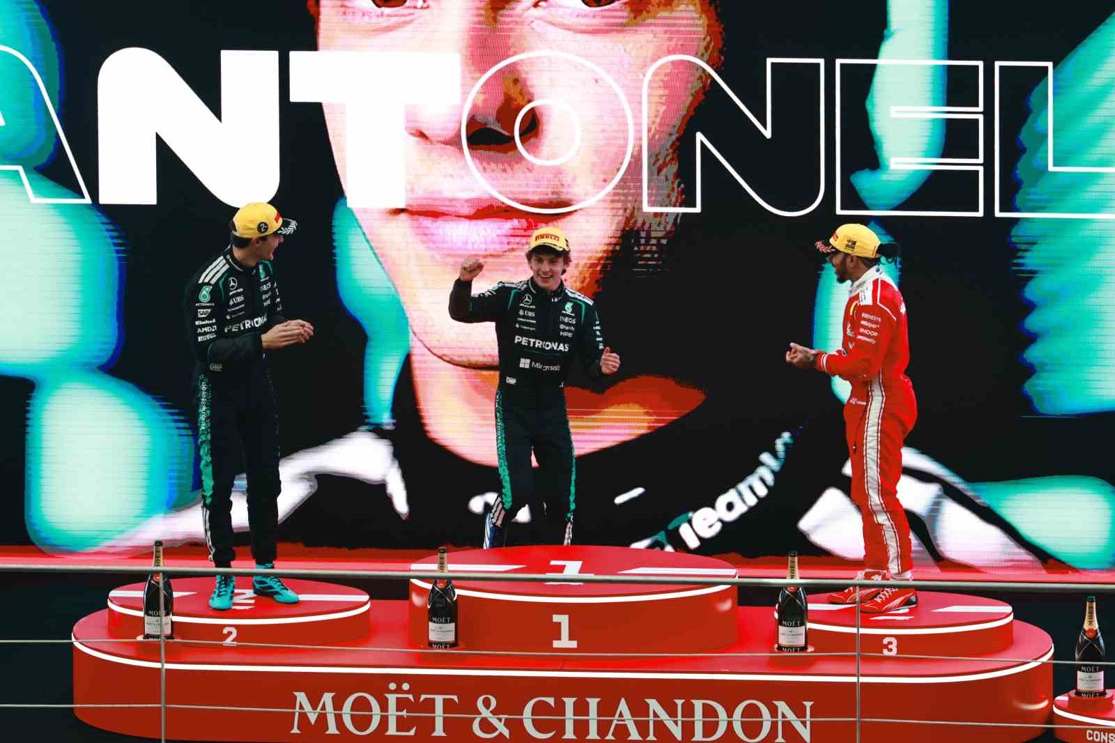 &Ccedil;in Grand Prix&rsquo;sini Kimi Antonelli kazandı
