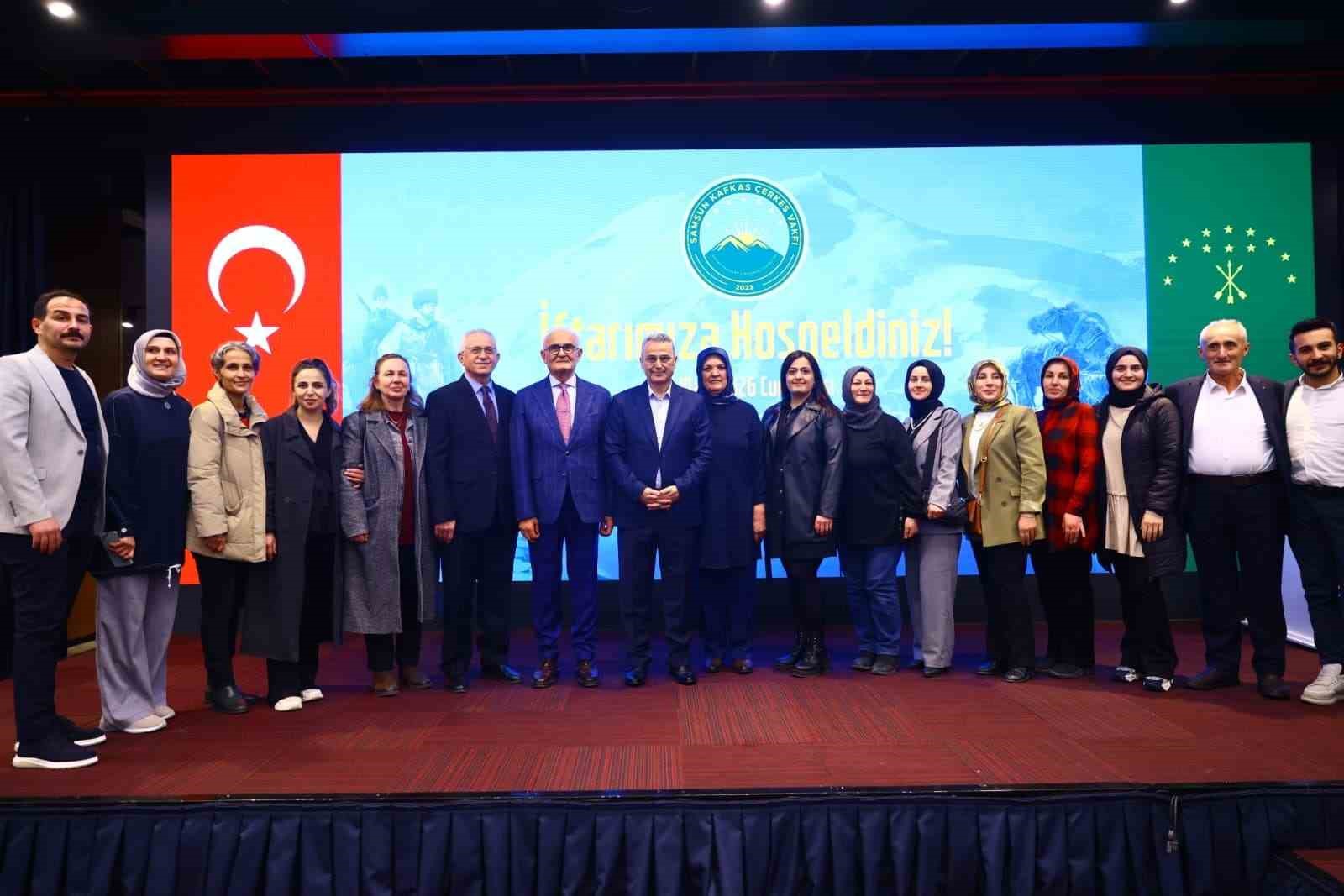 Samsun Kafkas &Ccedil;erkes Vakfı&rsquo;ndan iftar
