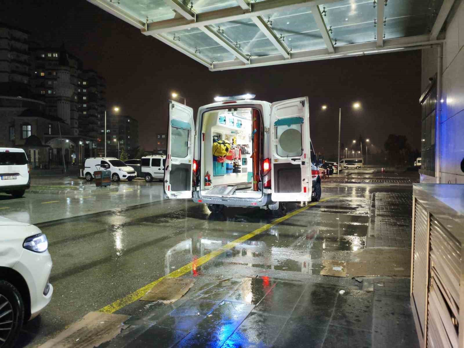 Trafikte &ccedil;ıkan tartışma silahlı kavgaya d&ouml;n&uuml;şt&uuml;: 1 yaralı
